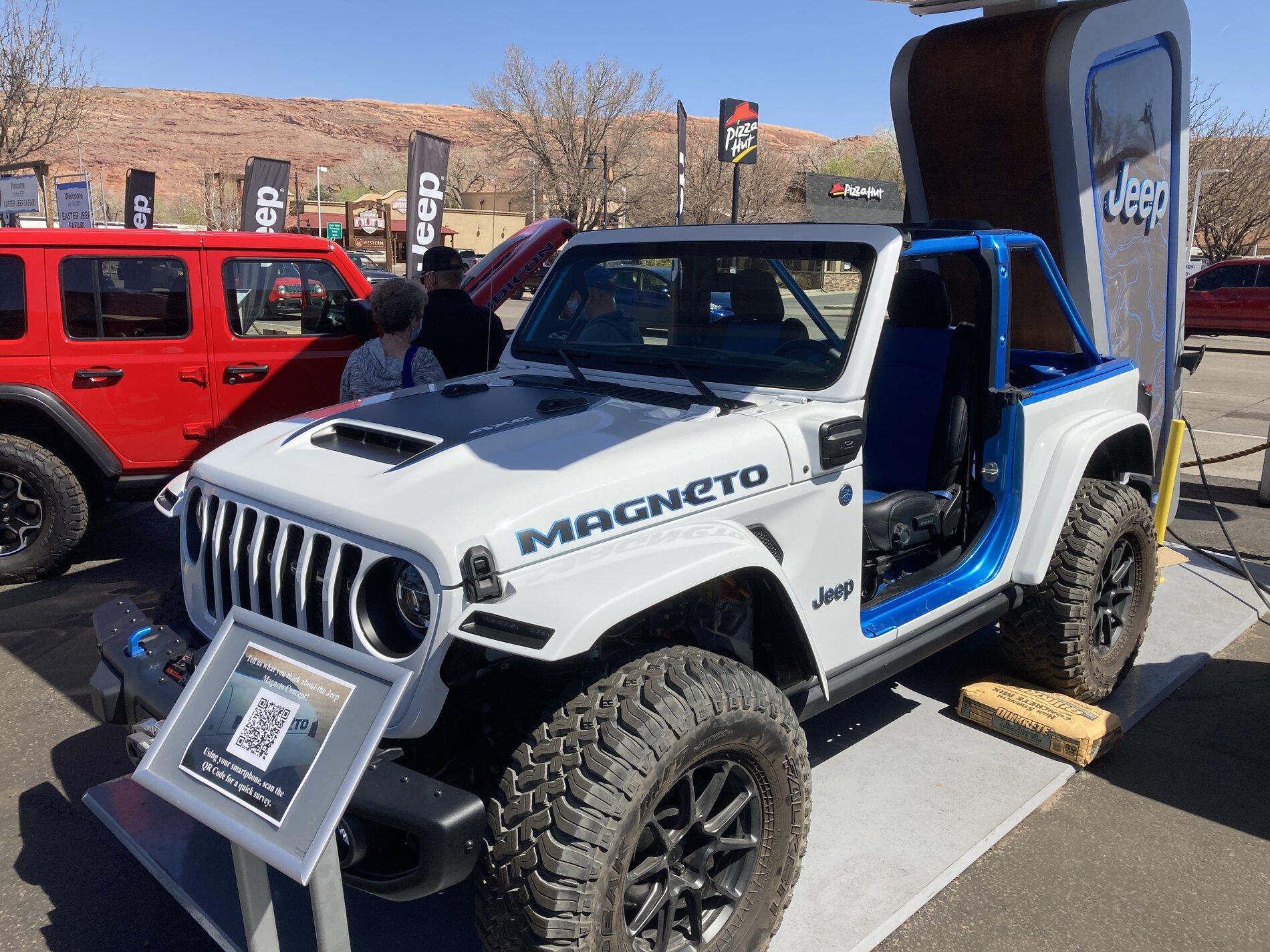 Tesla Roadster 2nd gen Jeep shows working prototype EV... With manual transmission? 0BBBE51F-D6A9-4E86-8492-3D190AF91D0C