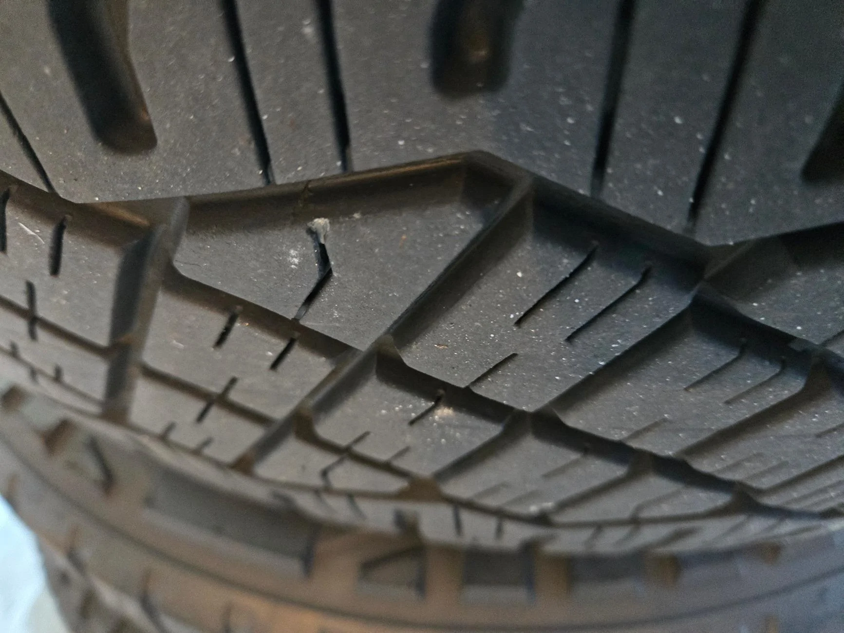 Tesla Cybertruck CT Goodyear tires 8/32 tread left out of 10/32 1000000158