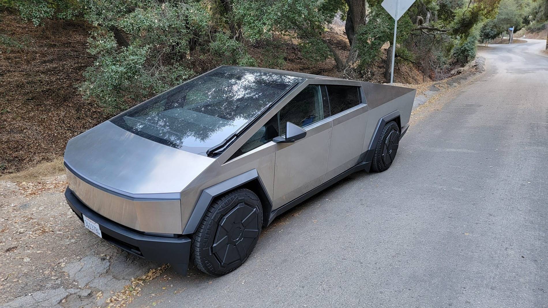 Tesla Cybertruck Cybertruck OWNERS List & Stats [Add Yours]! ✍🏻 1000001733