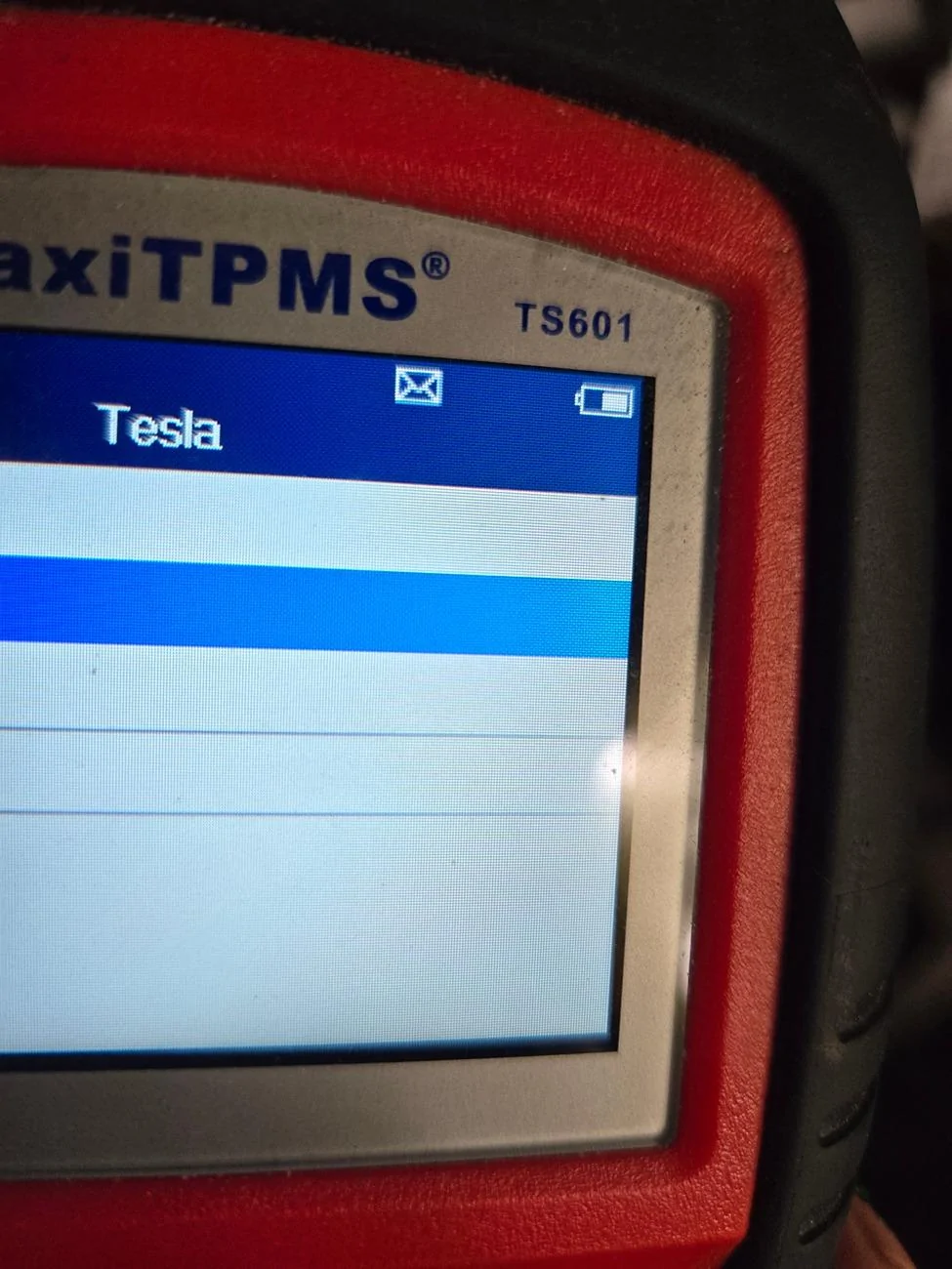 Tesla Roadster 2nd gen Aftermarket TPMS sensors? 1000003516