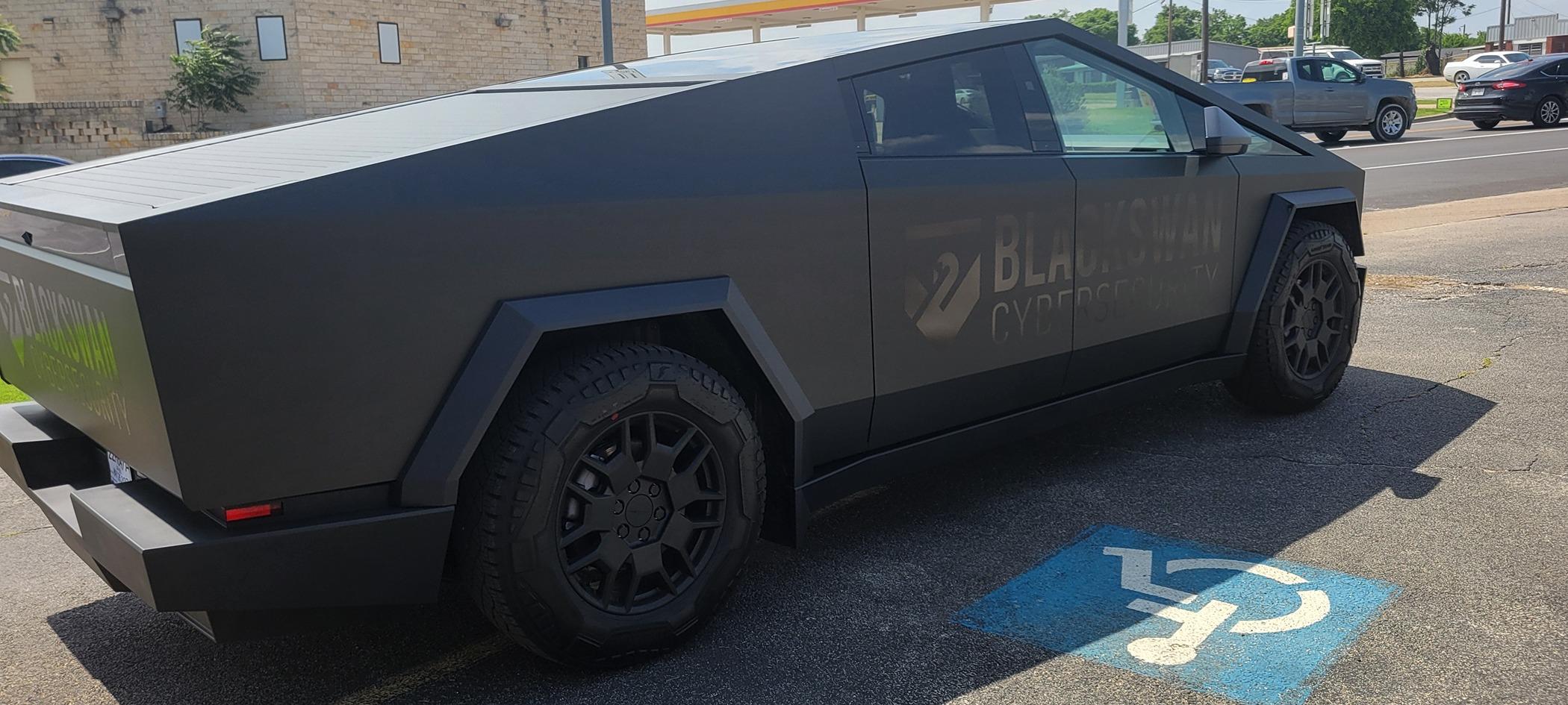 Tesla Cybertruck Daily random Cybertruck photos thread - Post Yours! 📸 🤳 1000005565