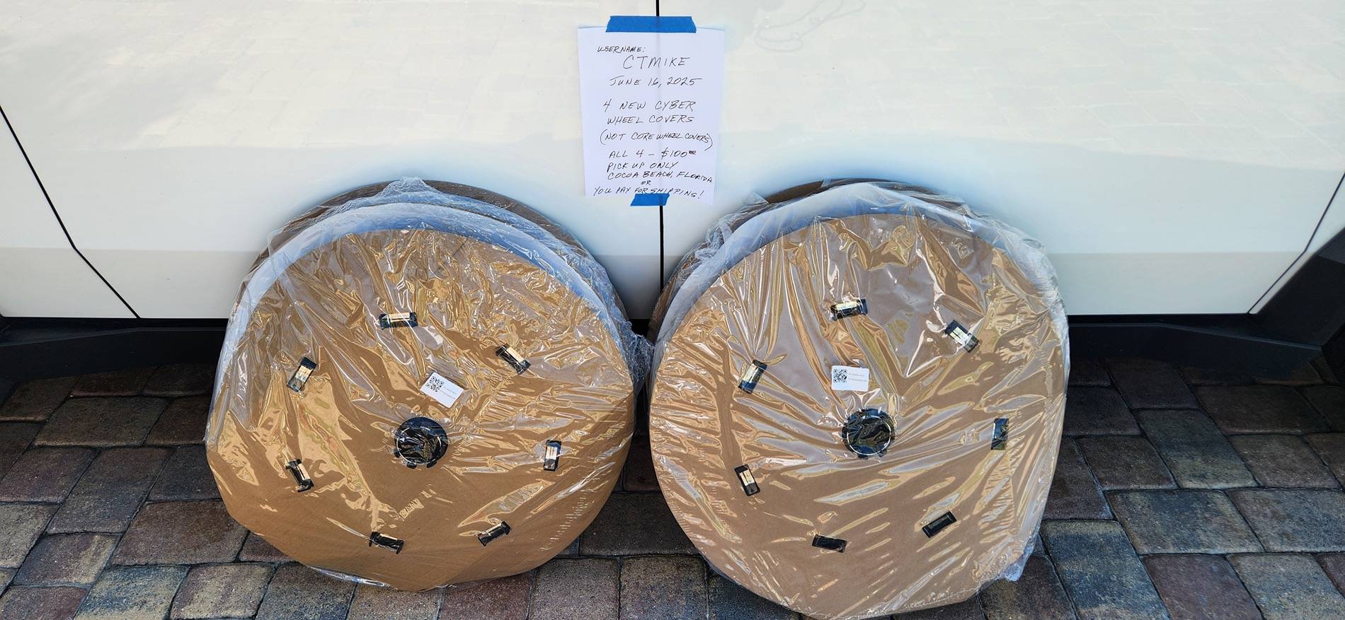 Tesla Cybertruck $100 set of 4 new Foundation full wheel Cyber caps not core 1000017292