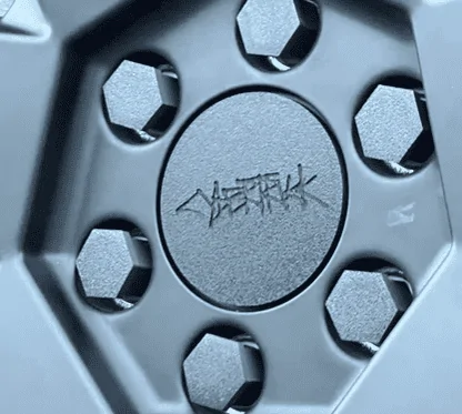 Tesla Roadster 2nd gen Wheel cover comes with Foundation Series? 1718957325734-c
