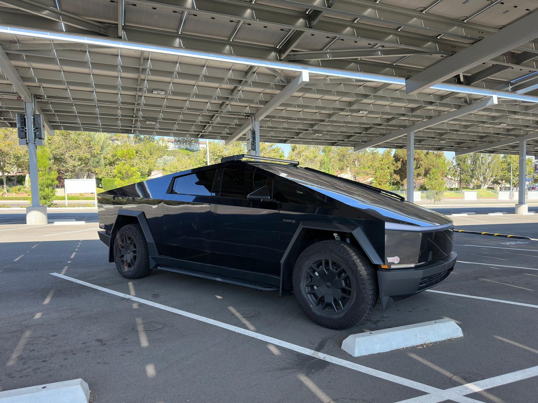 Tesla Cybertruck Cybertruck RUNNING BOARDS now AVAILABLE! 1723201398720-j0