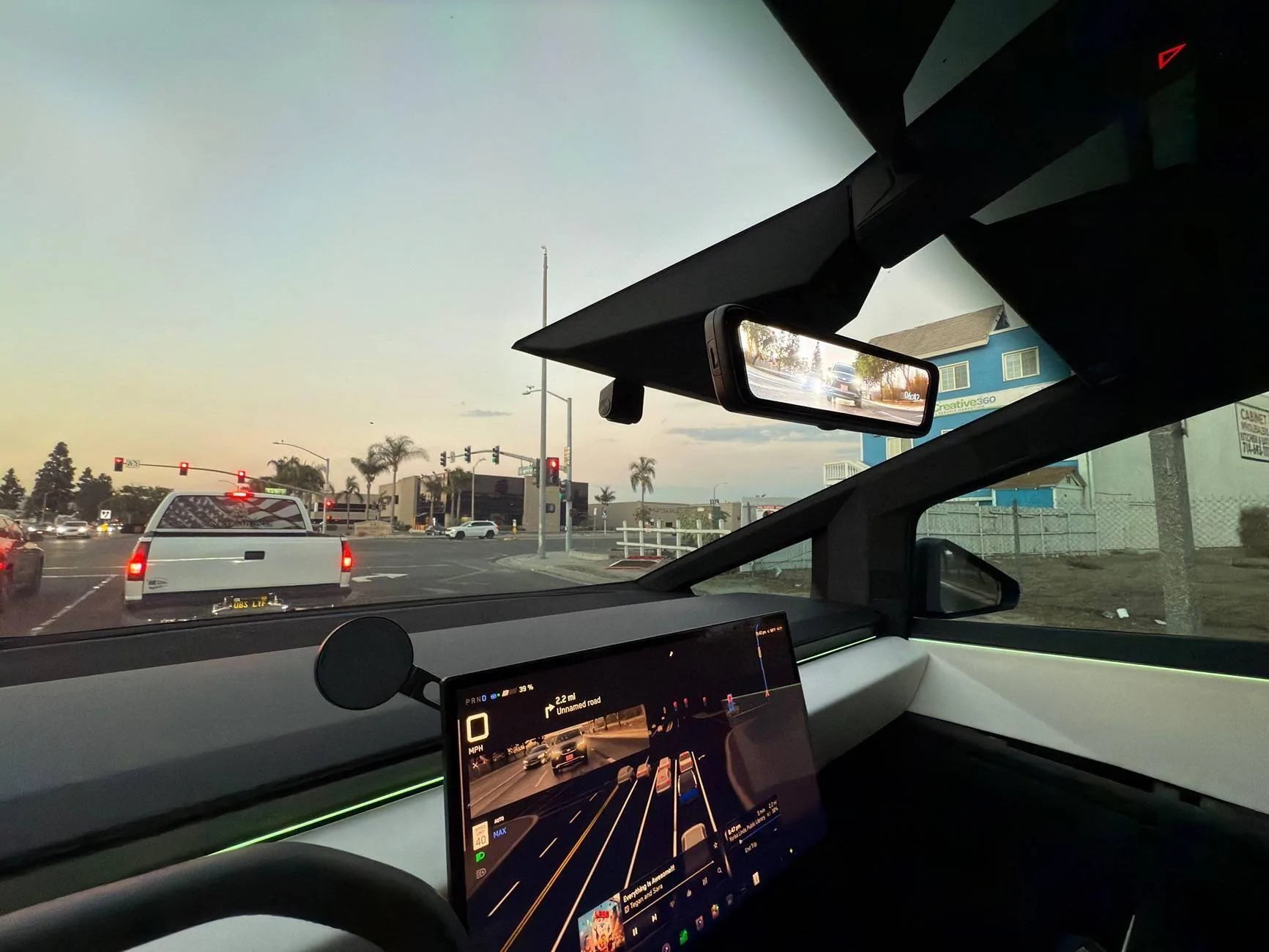 Tesla Cybertruck FIRST Integrated Live Rear View Mirror with Dashcam for Cybertruck! - by Hansshow 1728486907253-et