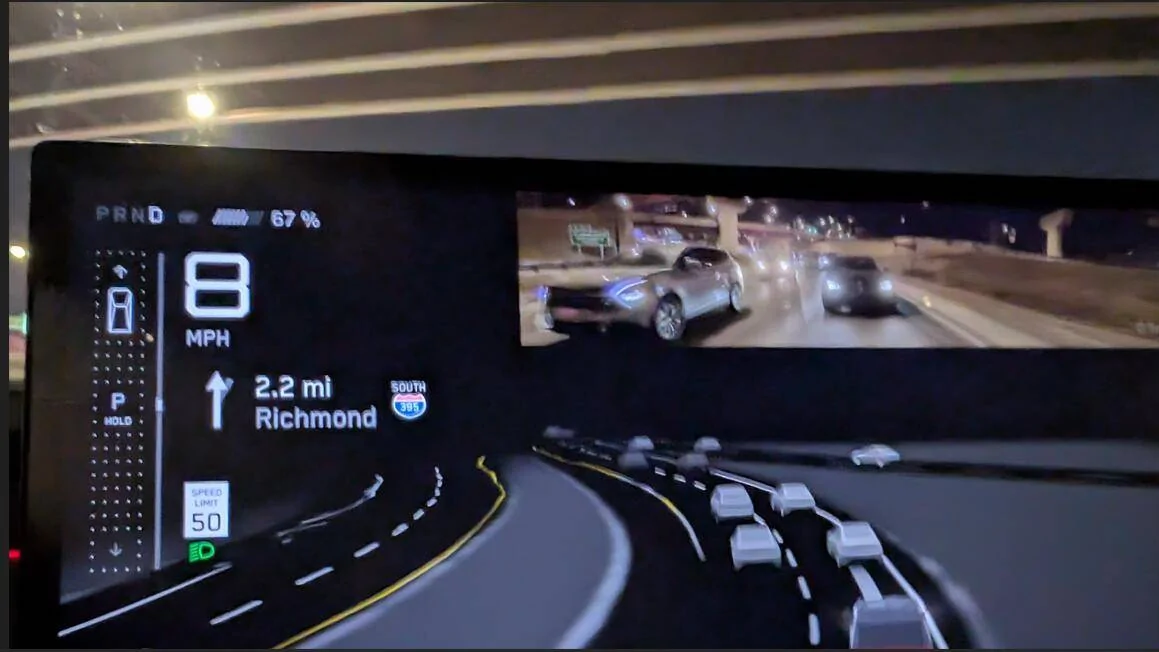 Tesla Roadster 2nd gen Is this camera night view normal? 1738081357177-ar