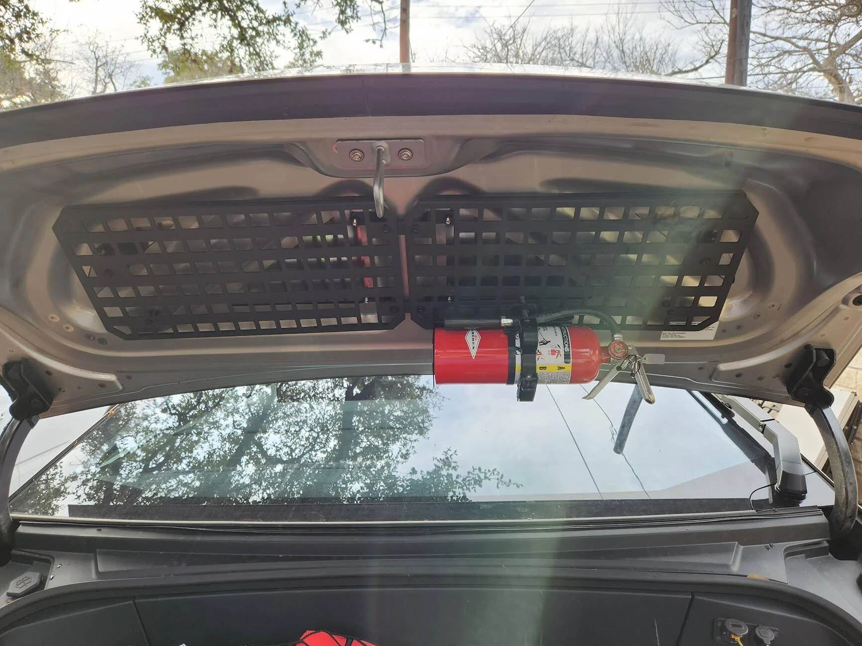 Tesla Cybertruck [CyberGear] Combo these Molle Accessories to Enhance Your Trunk Bed’s Functionality and Capacity 1738278430930-hq