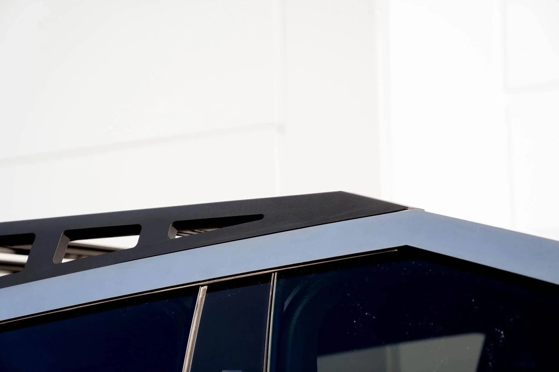 Tesla Roadster 2nd gen Mars Full Rack System 2.0 Now Compatible w/ NFS Cybertruck 1739221955401-z7