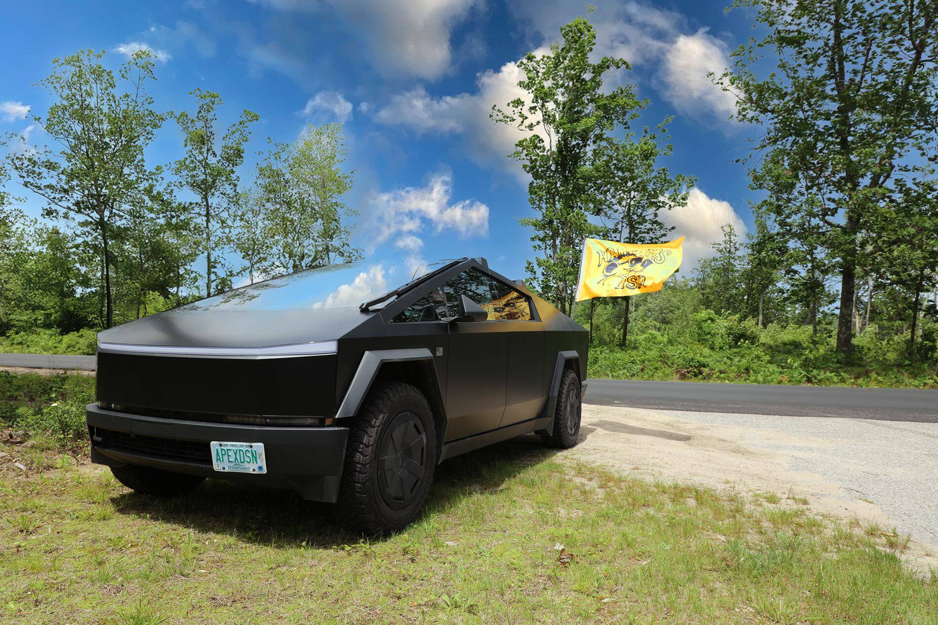 Tesla Cybertruck The Day Unfortunately has come (CT Accessories for Sale!) 1752779491436-nb