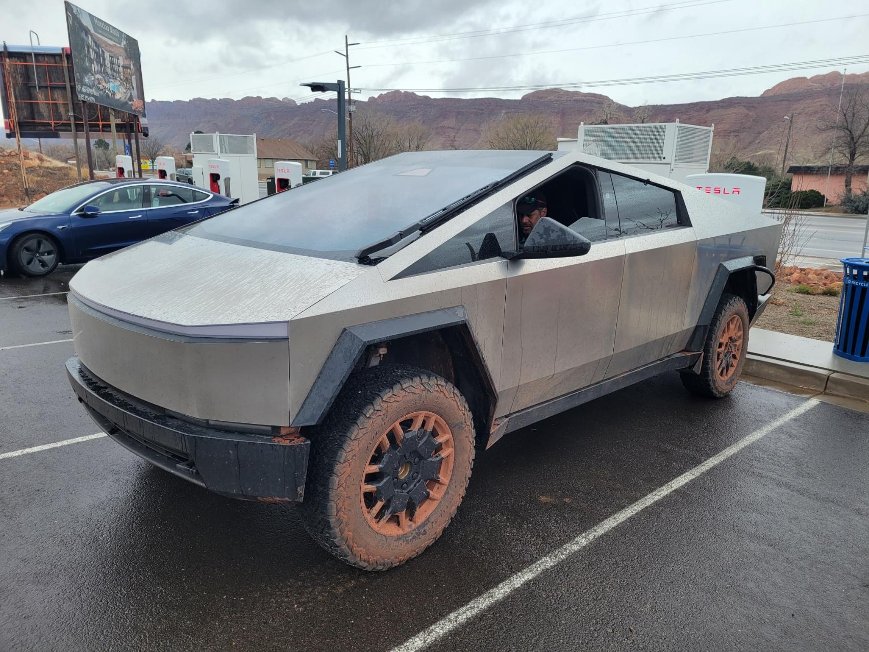 Tesla Cybertruck My Cybertruck experience after 2 Weeks, +6400 Miles and over-landing adventure in Utah 20240315_095525