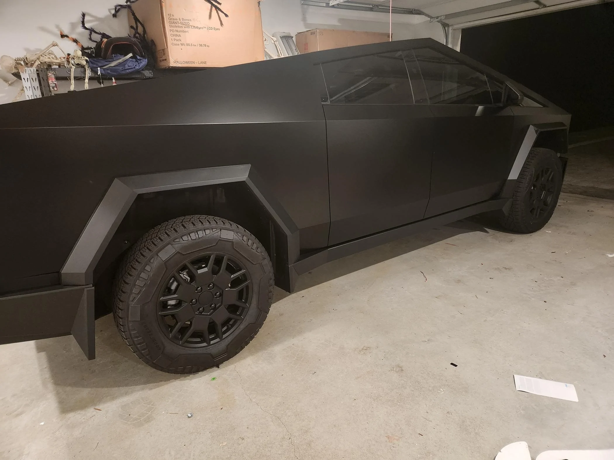 Tesla Roadster 2nd gen Mud Flaps Installed on Cybertruck - First Photos 20240522_234209