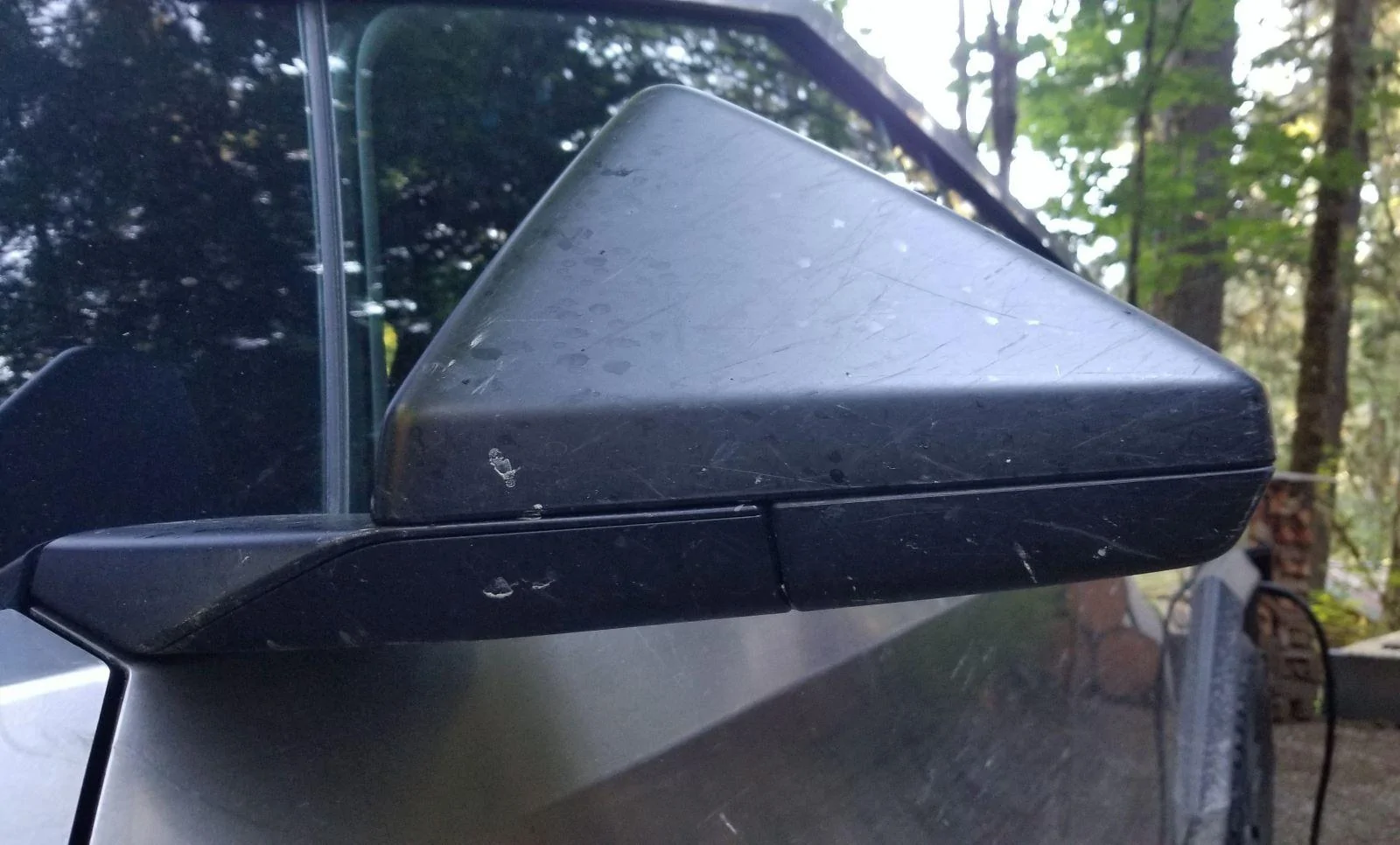 Tesla Roadster 2nd gen NEVR-DULL metal polish cleaner results…….. 20240613_074409adsm