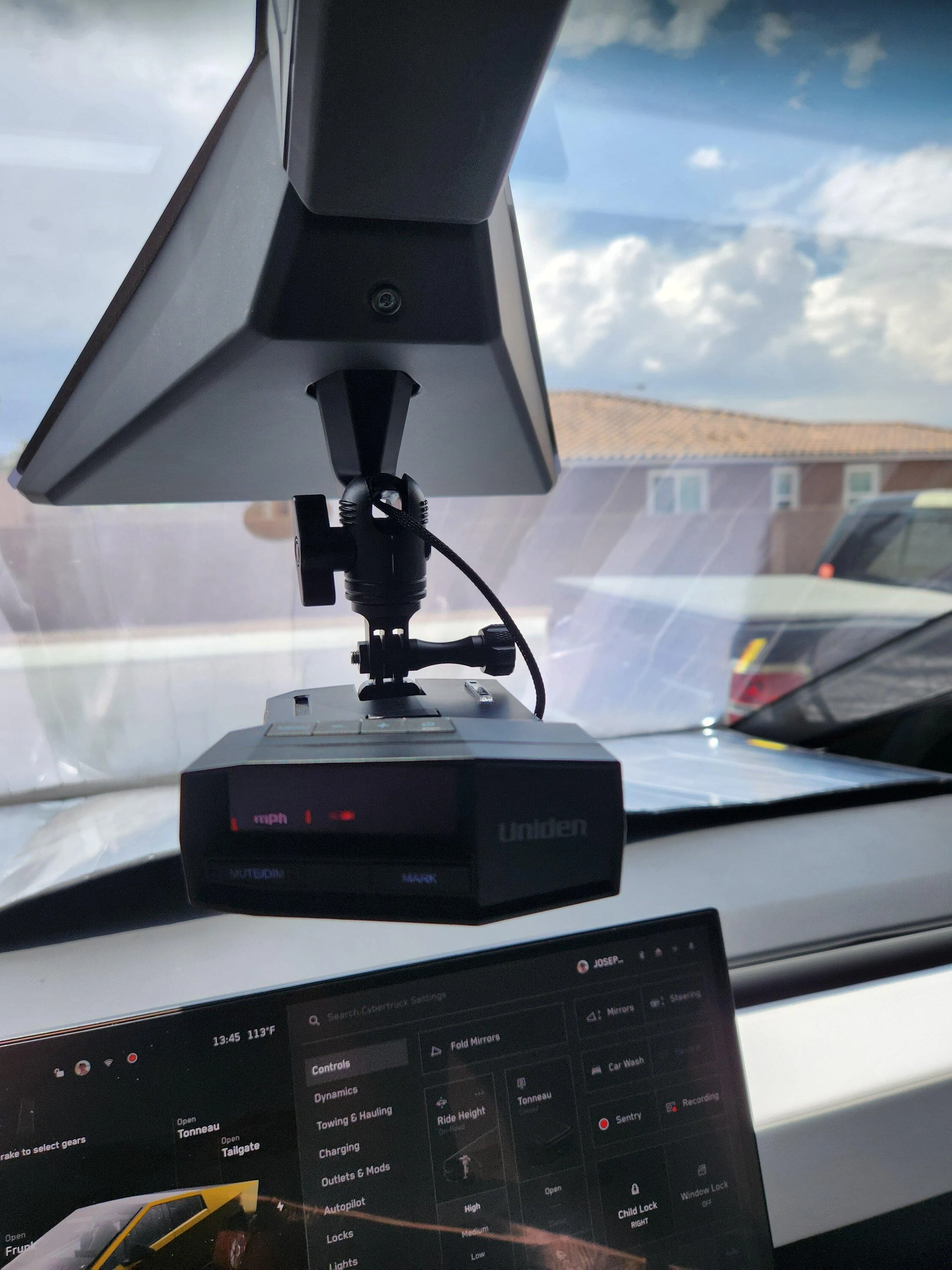 Tesla Roadster 2nd gen Replaced rearview mirror with Radar Detector 20240713_134550