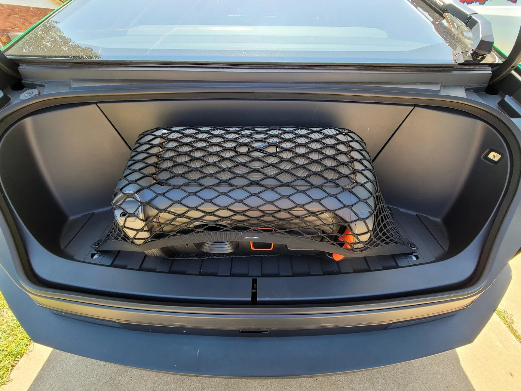Tesla Roadster 2nd gen Party speaker in frunk -- which ones fit and can be secured with factory cargo net? 20240907_132747