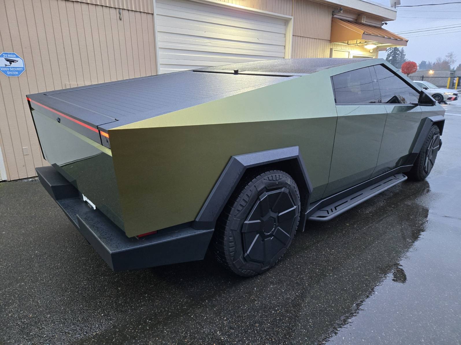 Tesla Cybertruck CyberTruck's Toy Rear View Mirror replaced with Camera Mirror. 20241109_162539