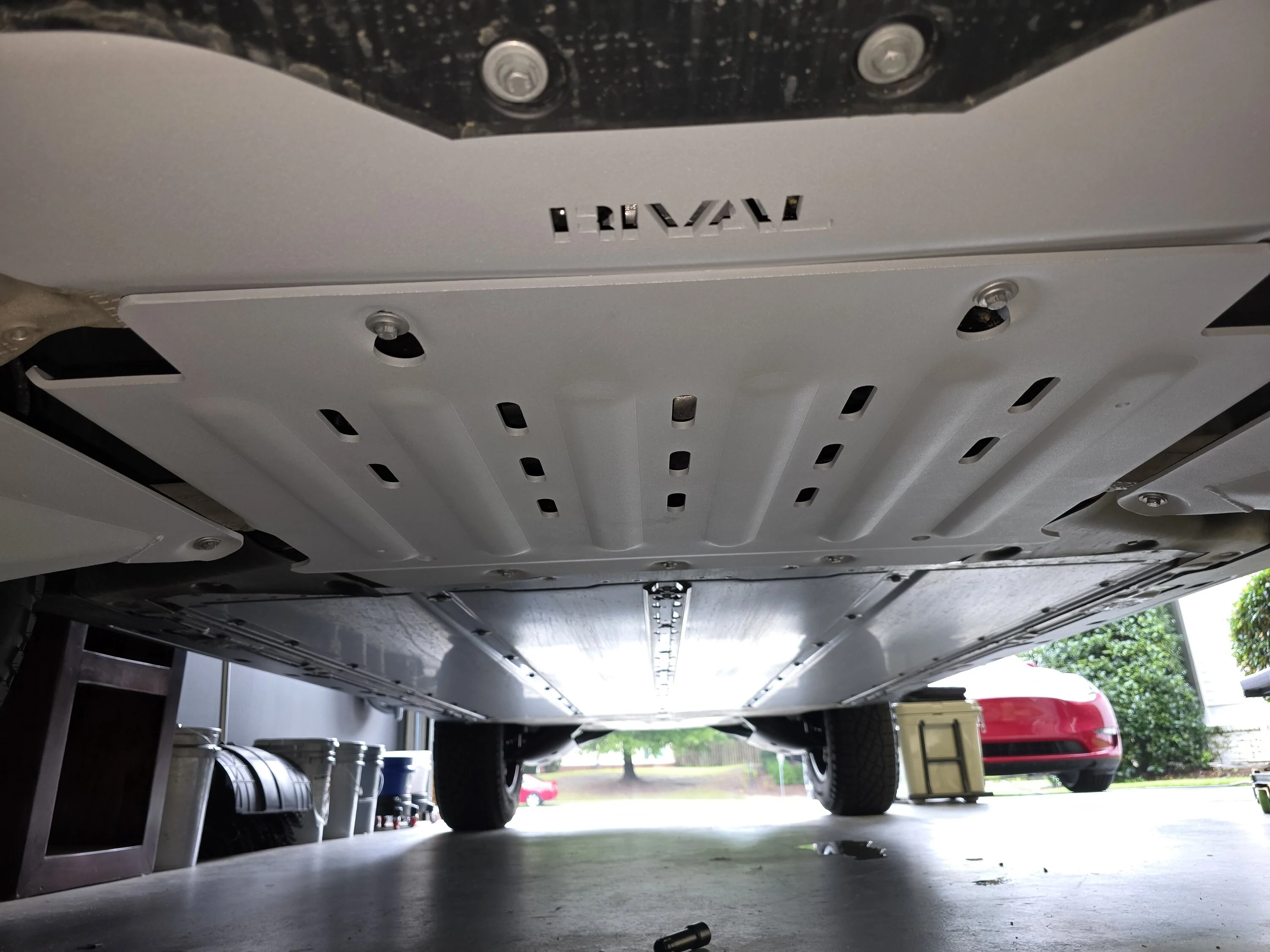 Tesla Cybertruck RIVAL skid plate and Lower Control Arms skid plates (via TSportsline) 20250819_181921