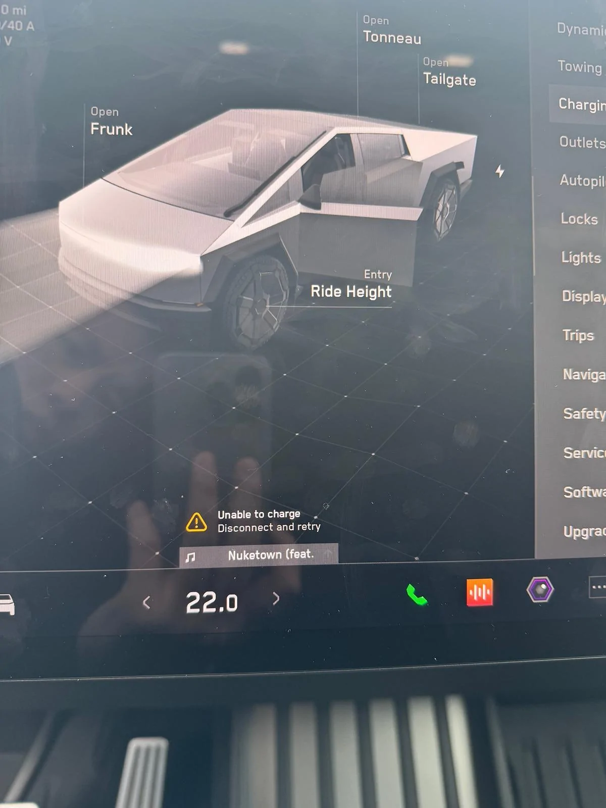 Tesla Roadster 2nd gen CT unable to charge right after delivery and service is clueless too 393da3c0b496a122caf2a344524054a