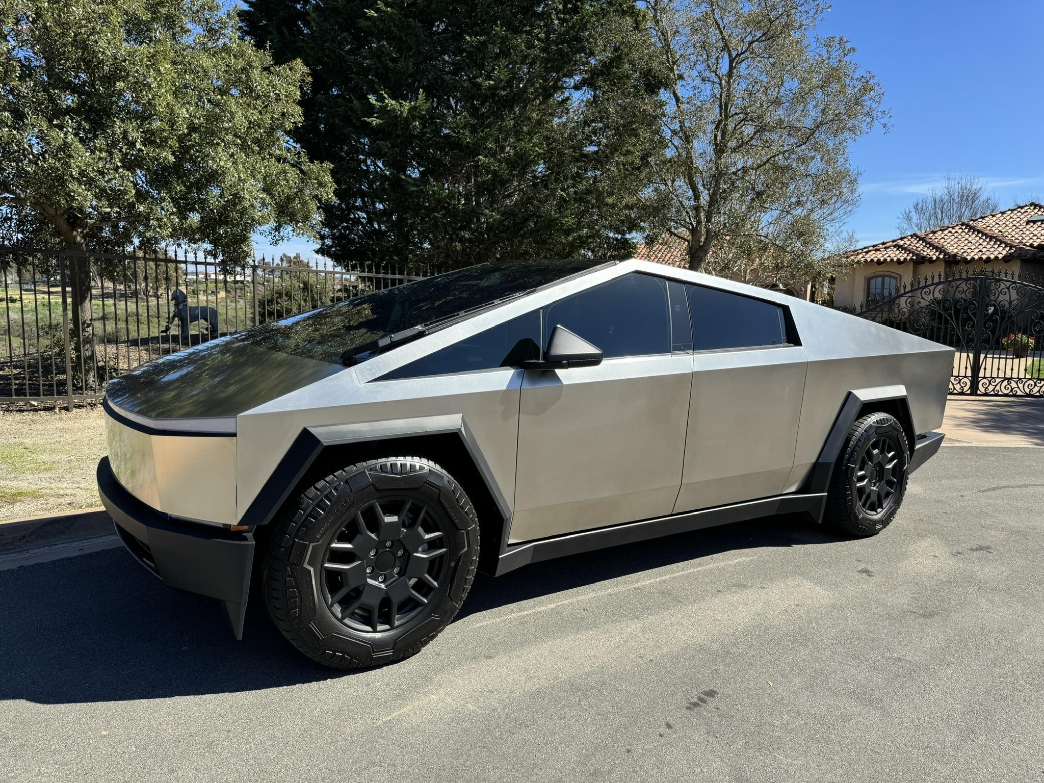 Tesla Roadster 2nd gen Spectra PhotoSync IRD Tint (30% sides, 70% windshield) installed 3D1AD78B-9FC3-45C8-BDFD-227A9AF507D9_1_102_o