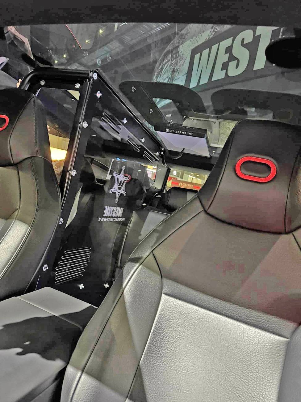 Tesla Cybertruck Cybertruck Builds at SEMA 2024 (Urander Overlanding Build + Others) 466112880_10221393955998531_8074985607692080180_n