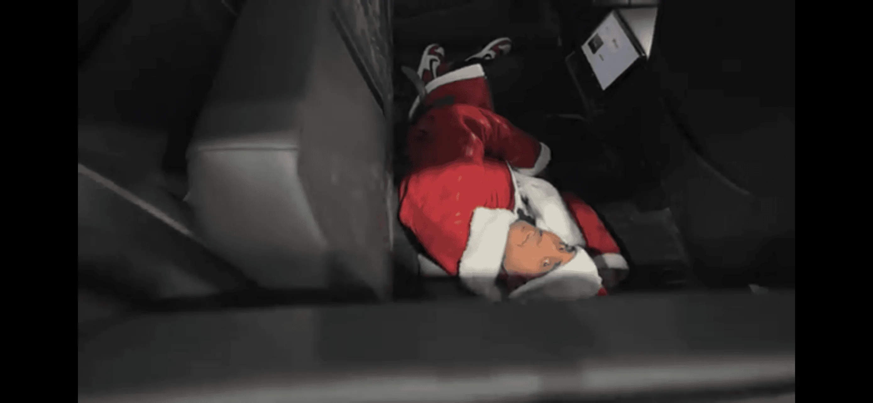 Tesla Roadster 2nd gen Camp Mode -- heated bed / vault? 519F59B0-9703-4666-AC37-98EAB8C43DDE
