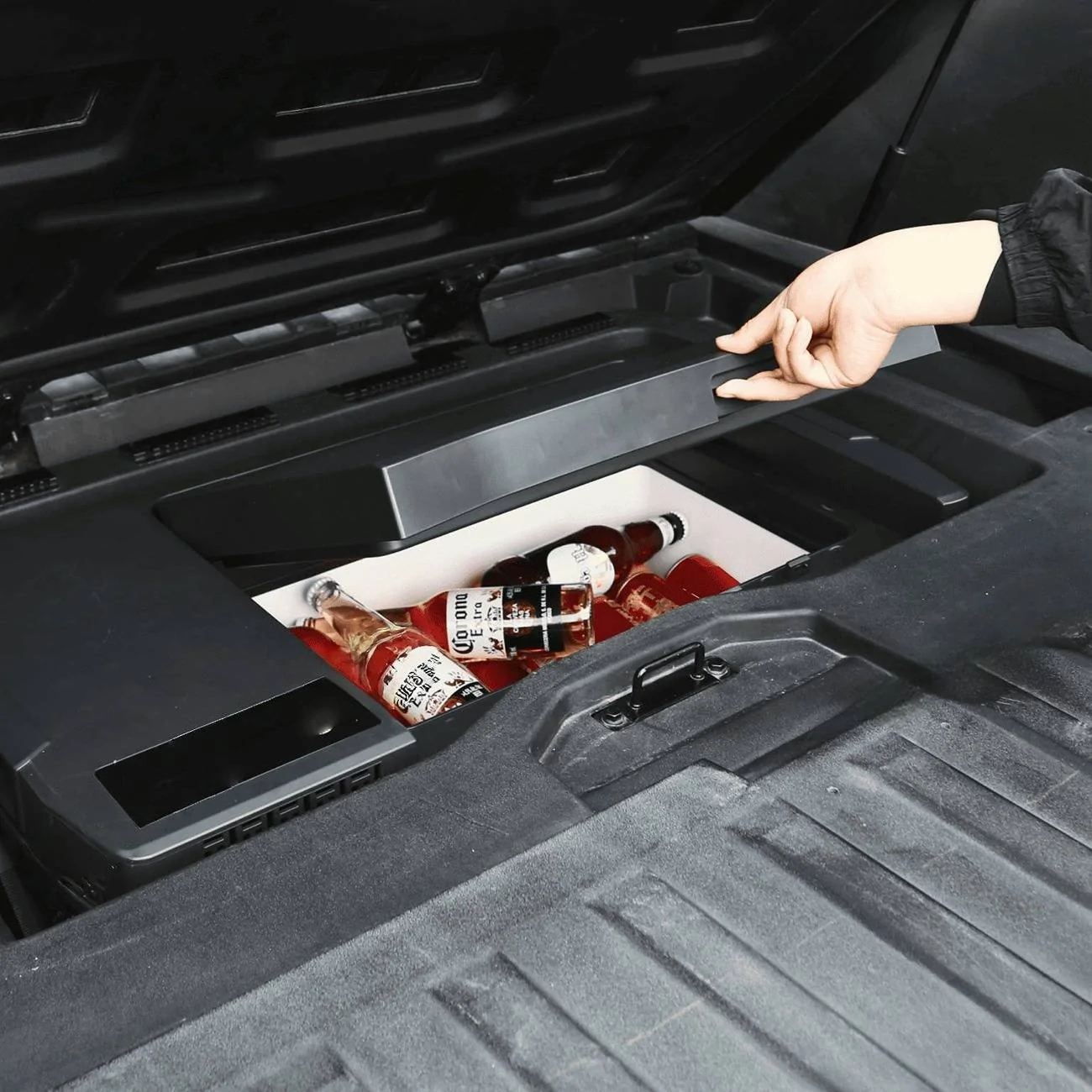 Tesla Cybertruck [Pre-sale Launch | Limited ] Cybertruck-Specific 25L Smart Bedside Cooler, Ultimate Cooling Performance for Your Adventure (INAGOTAR) 7