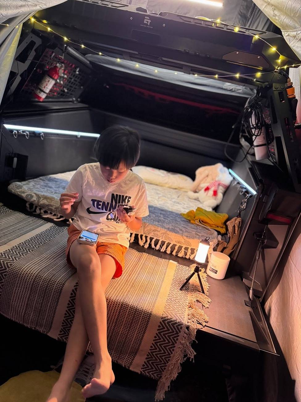 Tesla Cybertruck Can we still call off grid camping in the Cybertruck Boondocking? 8