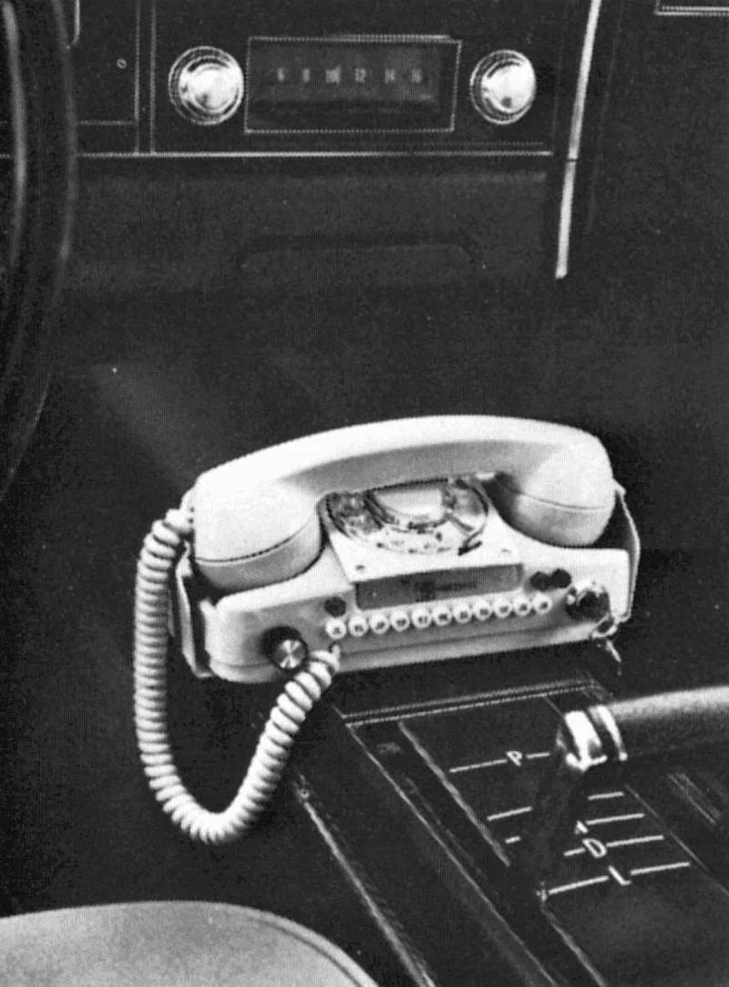 Tesla Roadster 2nd gen Cybertruck telephone mount? 8a59bd4e20acce44ac931c7ed6eb4d70