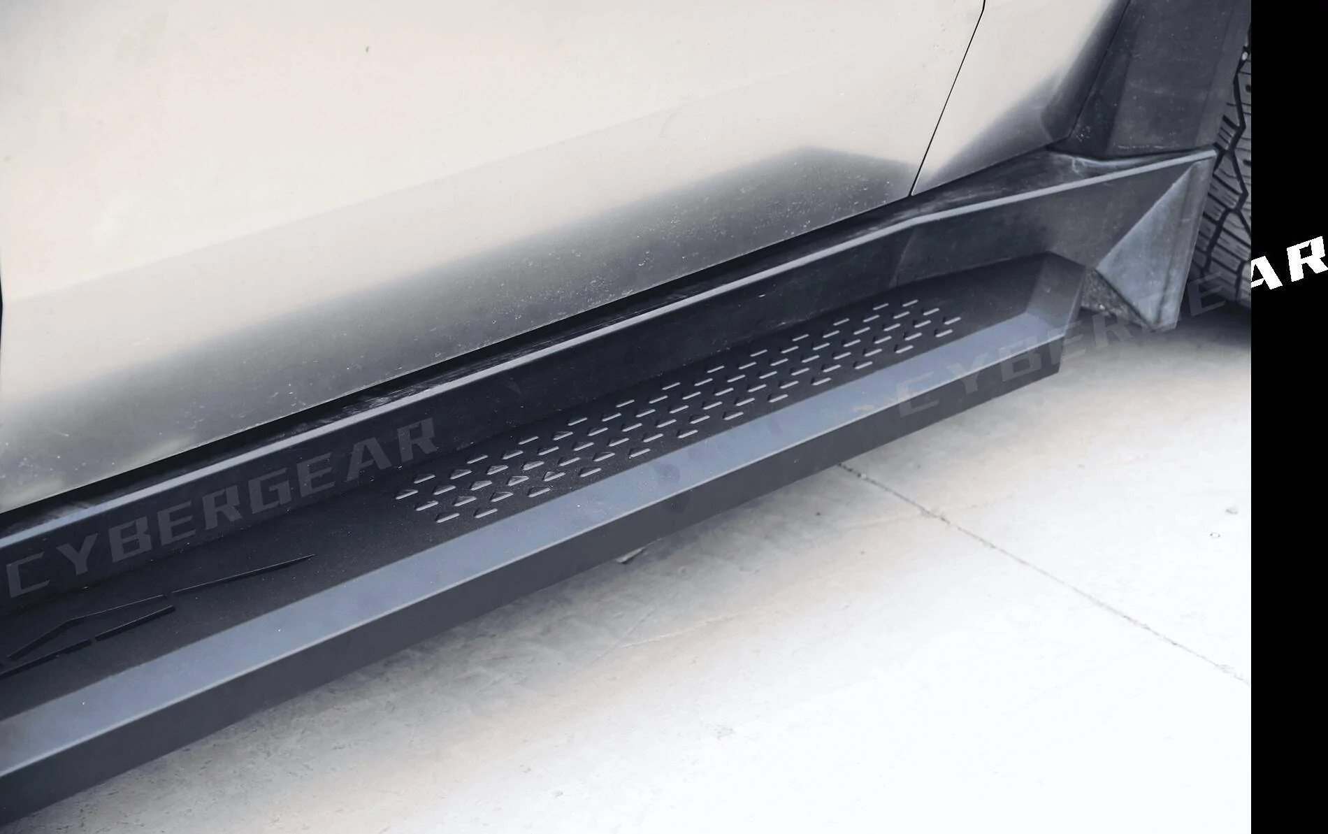 Tesla Cybertruck [CyberGear] New Solid Running Boards for Cybertruck a3b556794a0affdd1abb8a9141cfba29