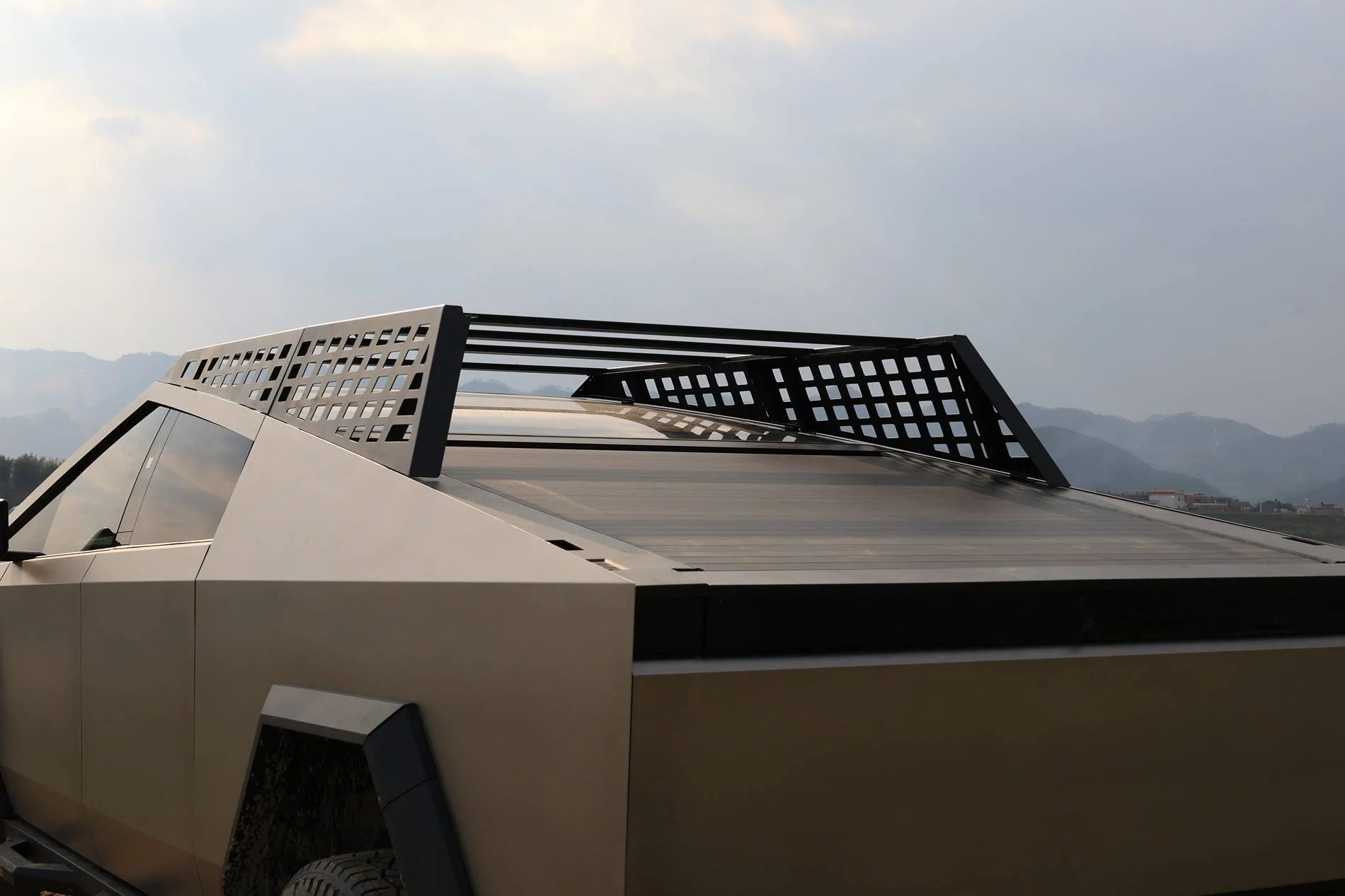 Tesla Cybertruck 😱𝐏𝐫𝐞-𝐨𝐫𝐝𝐞𝐫 𝐩𝐫𝐢𝐜𝐞 𝐟𝐨𝐫 𝐂𝐲𝐛𝐞𝐫𝐭𝐫𝐮𝐜𝐤 𝐎𝐯𝐞𝐫𝐥𝐚𝐧𝐝 𝐁𝐞𝐝 𝐑𝐚𝐜𝐤 𝐉𝐮𝐬𝐭 𝐧𝐞𝐞𝐝 𝐚𝐫𝐨𝐮𝐧𝐝 $𝟓𝟖𝟒 AC4A0642