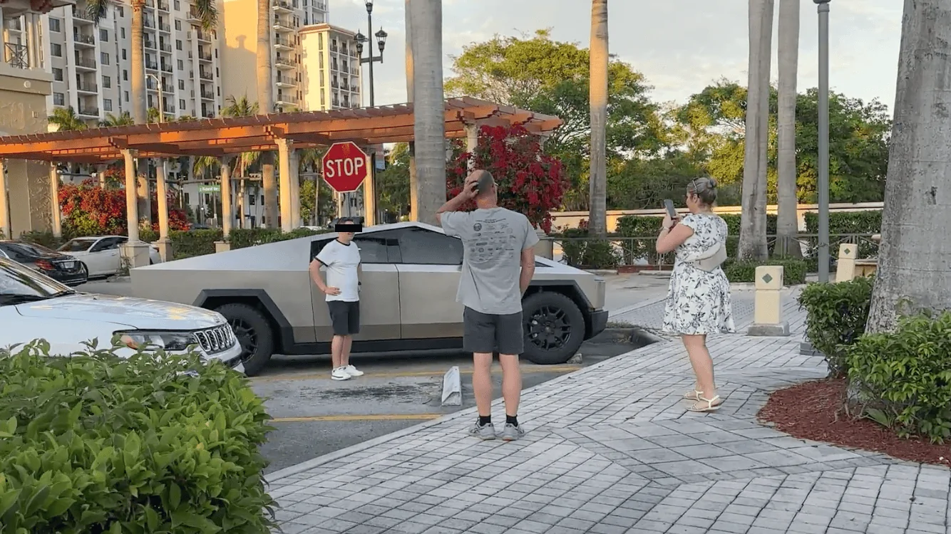 Tesla Cybertruck My Cybertruck experience after 2 Weeks, +6400 Miles and over-landing adventure in Utah attention