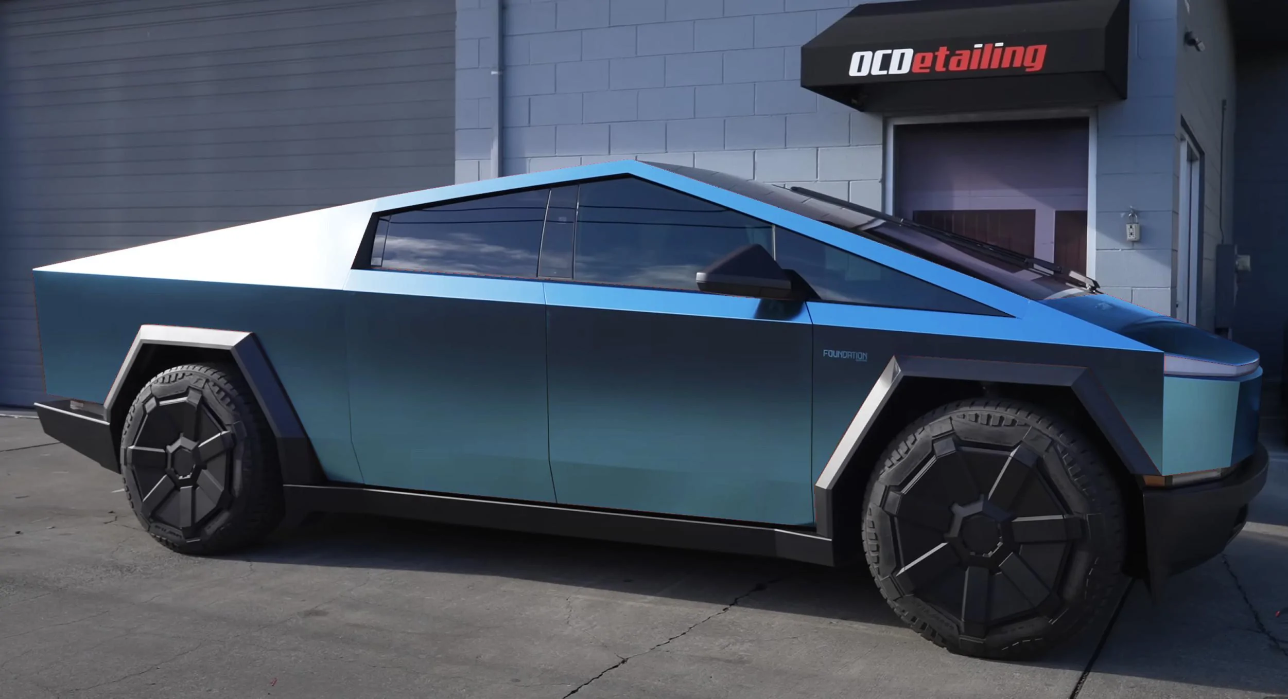 Tesla Roadster 2nd gen Wrap Ideas (Other than matte black) BabyBlu