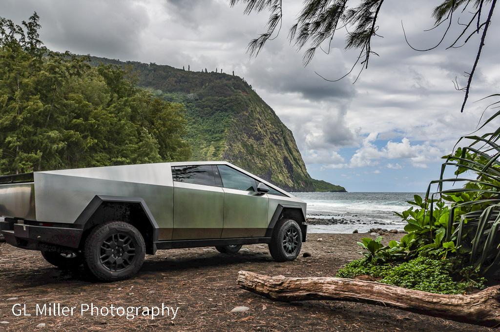 Tesla Cybertruck My first Big Island (Hawaii) Off-Road experiences with my FS AW Cybertruck -  peaking at 13,728 ft elevation CT Waipio and Mauna Kea 13 Aug 24-21