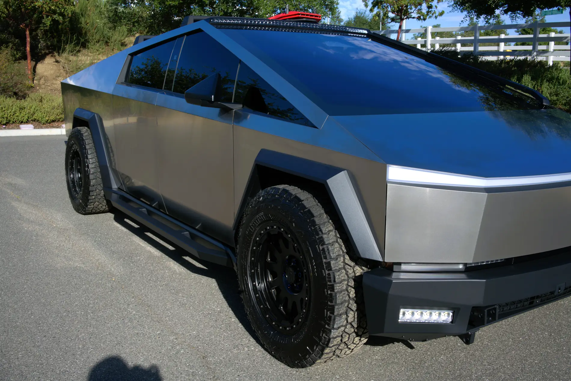 Tesla Cybertruck Wheel/tire combos that enhance CT performance? CTUP5