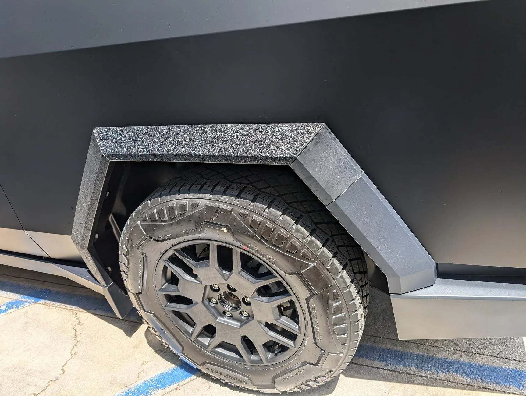 Tesla Cybertruck DIY Fender Flare Vinyl Wrap Kits for a Tough Look Upgrade to Your Cybertruck CYBERT~1
