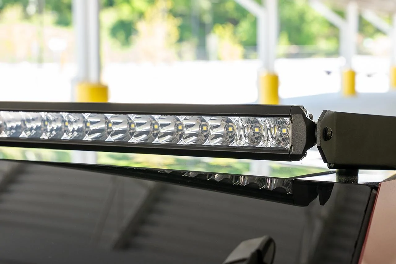 Cybertruck-Light-Bar-9.webp