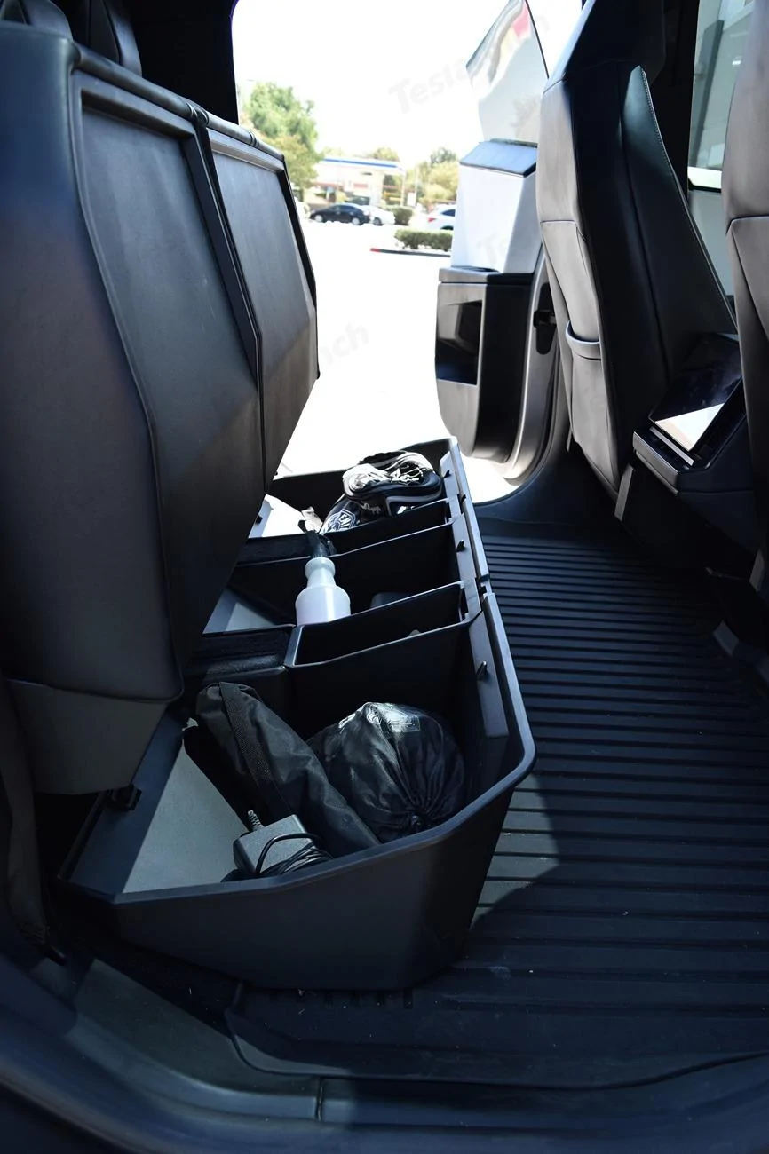 Tesla Cybertruck 🚀 Cybertruck Rear Underseat Storage Bin by Teslaunch - New Review by CT Owner! 🔥 Cybertruck Rear Underseat Storage Bin By Teslaunch (3)