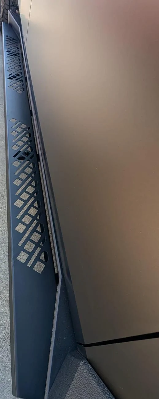 Tesla Cybertruck 🚀 New Release: Cybertruck Running Boards From Stickercity for a Majestic Stance 🦁 – Get Yours Now! 🌟 Cybertruck tesla running boards step stands stickercity los angeles black new release (13)