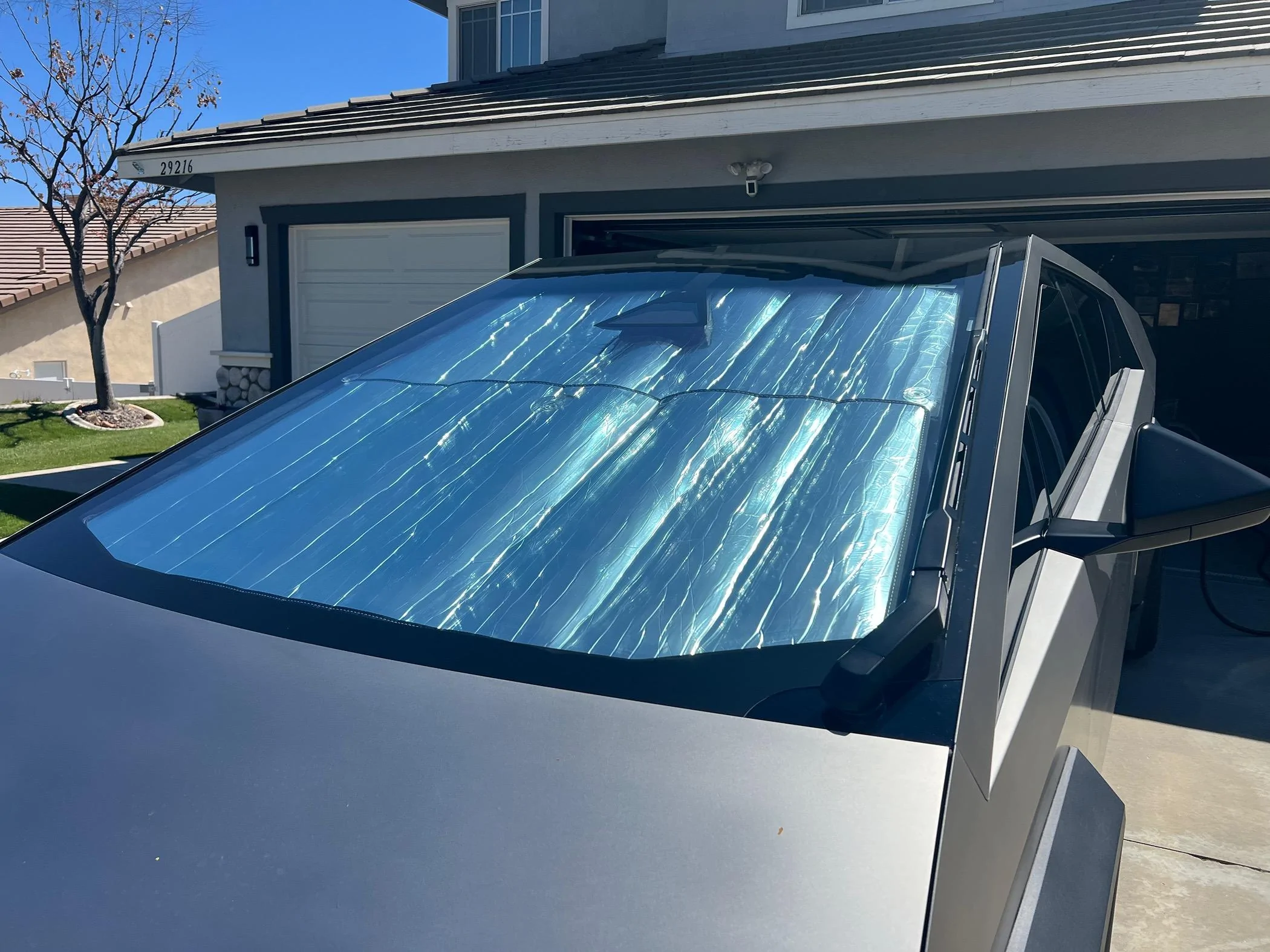 Tesla Roadster 2nd gen Windshield Sun Shade for Cybertruck? D455C065-E872-4A7A-88F5-319E0CDFEC03