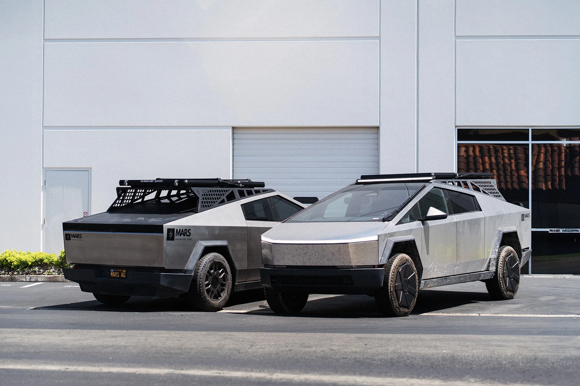 Tesla Cybertruck Limited Time: 20% Off Mars Aeroblade Rooftop Tent & Roof Rack for Cybertruck | Mars Adventure Gear DSC03470-Edit