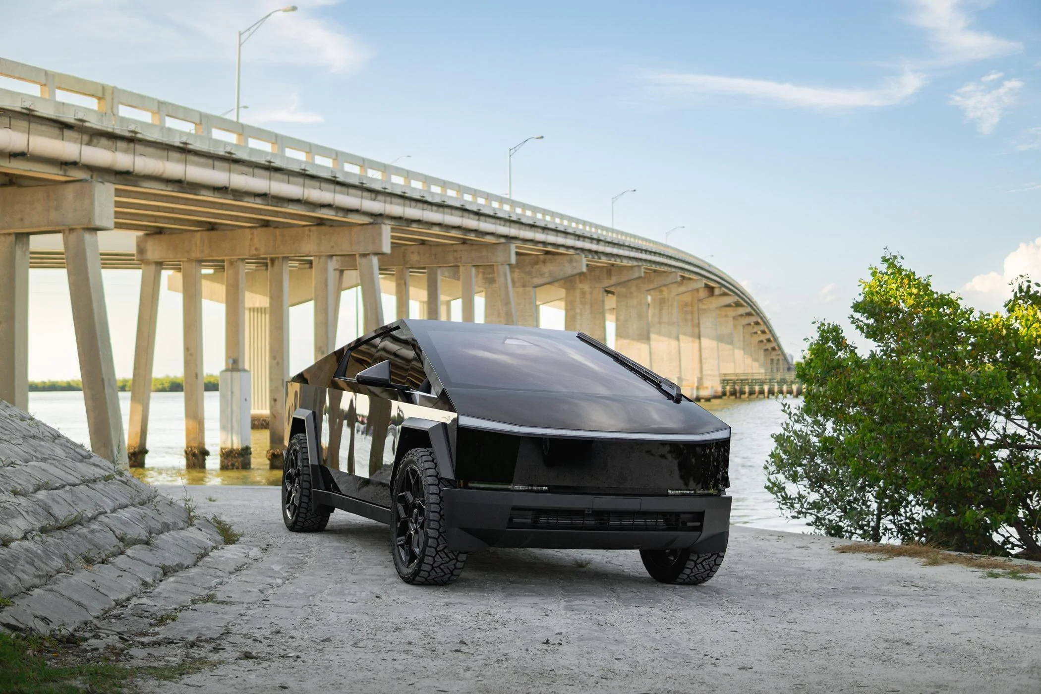 Tesla Roadster 2nd gen Gloss Black Stek PPF & 24" CT7 wheels by T Sportline DSC06668 (1)