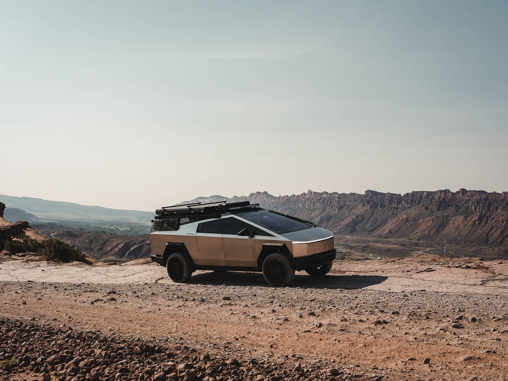 Tesla Cybertruck Cybertruck Off-Road Surprise: Tackling Hell’s Revenge with Stock Tires DSCF0835