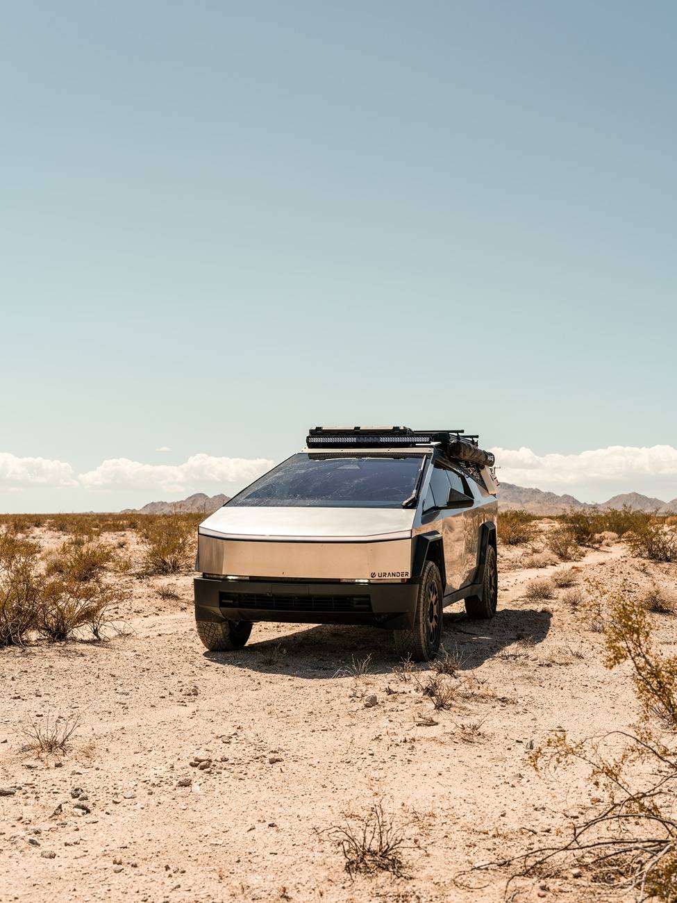 Tesla Cybertruck Joshua Tree Adventure with the Cybertruck – Overlanding Setup, CyberTent Mode, and LED-Lit Awning (Urander) DSCF6770-2