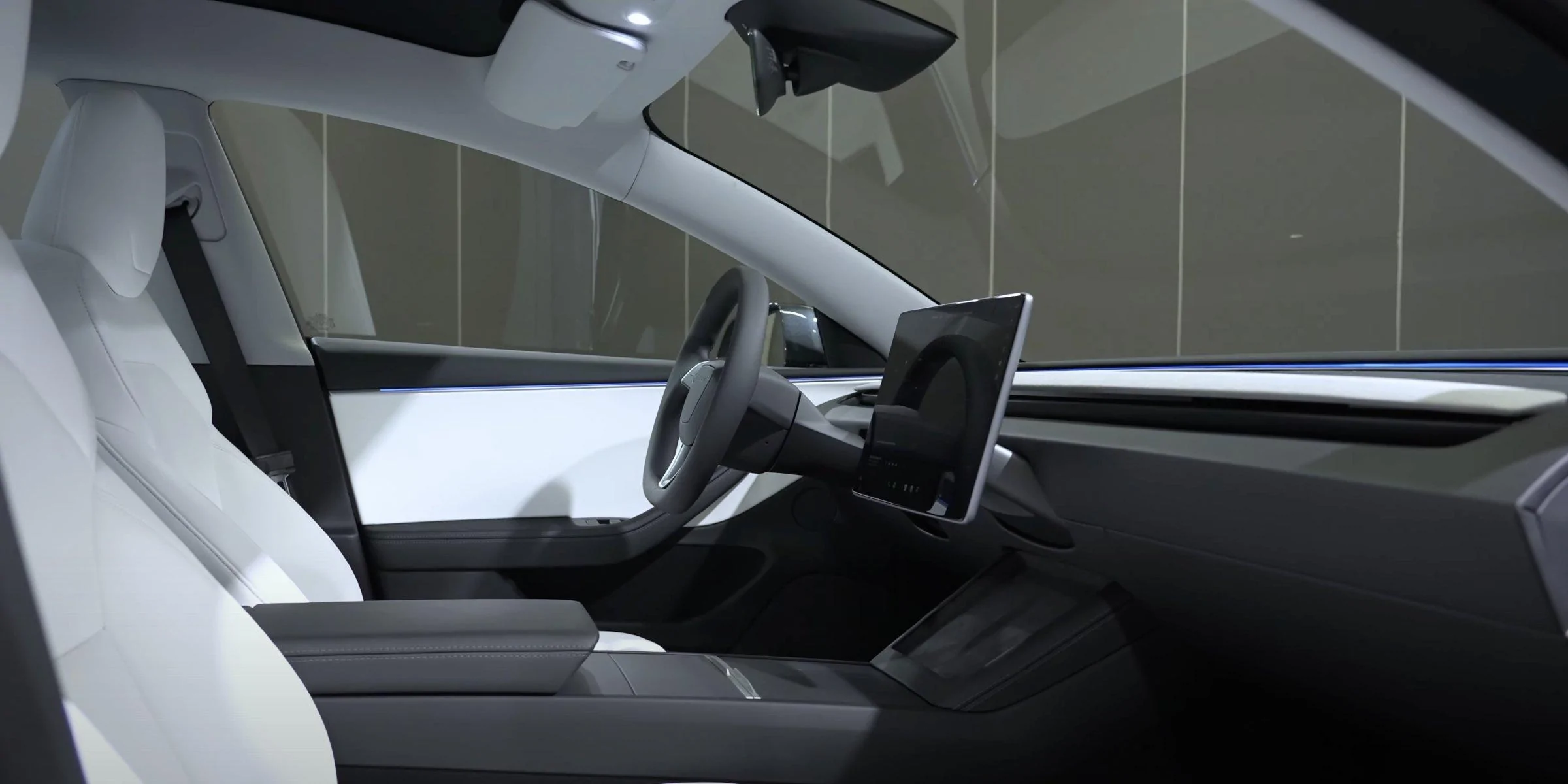Tesla Roadster 2nd gen Model 3 Refresh Revealed! F45hUSNXsAAkyiE
