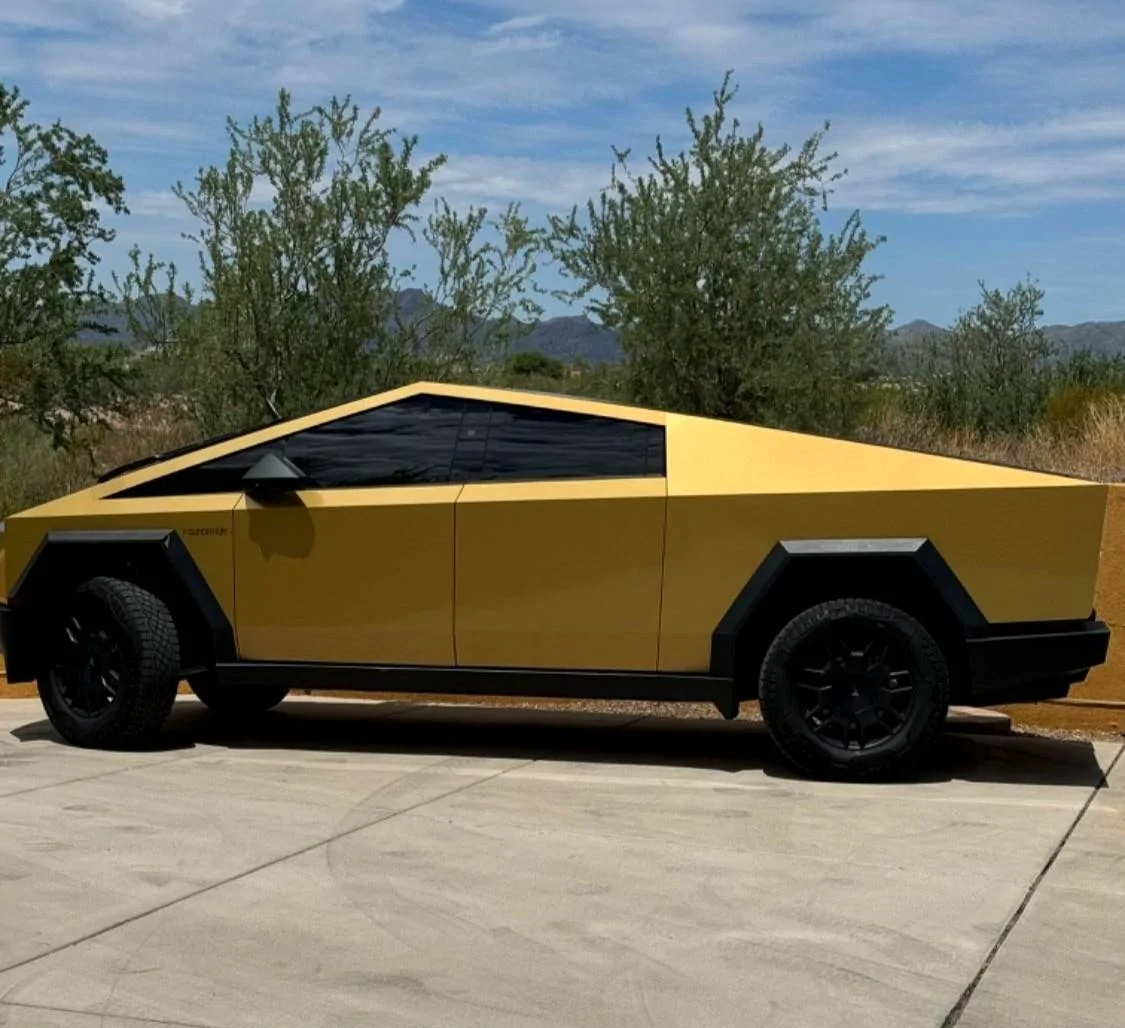 Tesla Cybertruck 🚨 Cybertruck DIY Vinyl Wrap BIGGEST SALE EVER! 🚨 GctSTzwXMAAiq5C