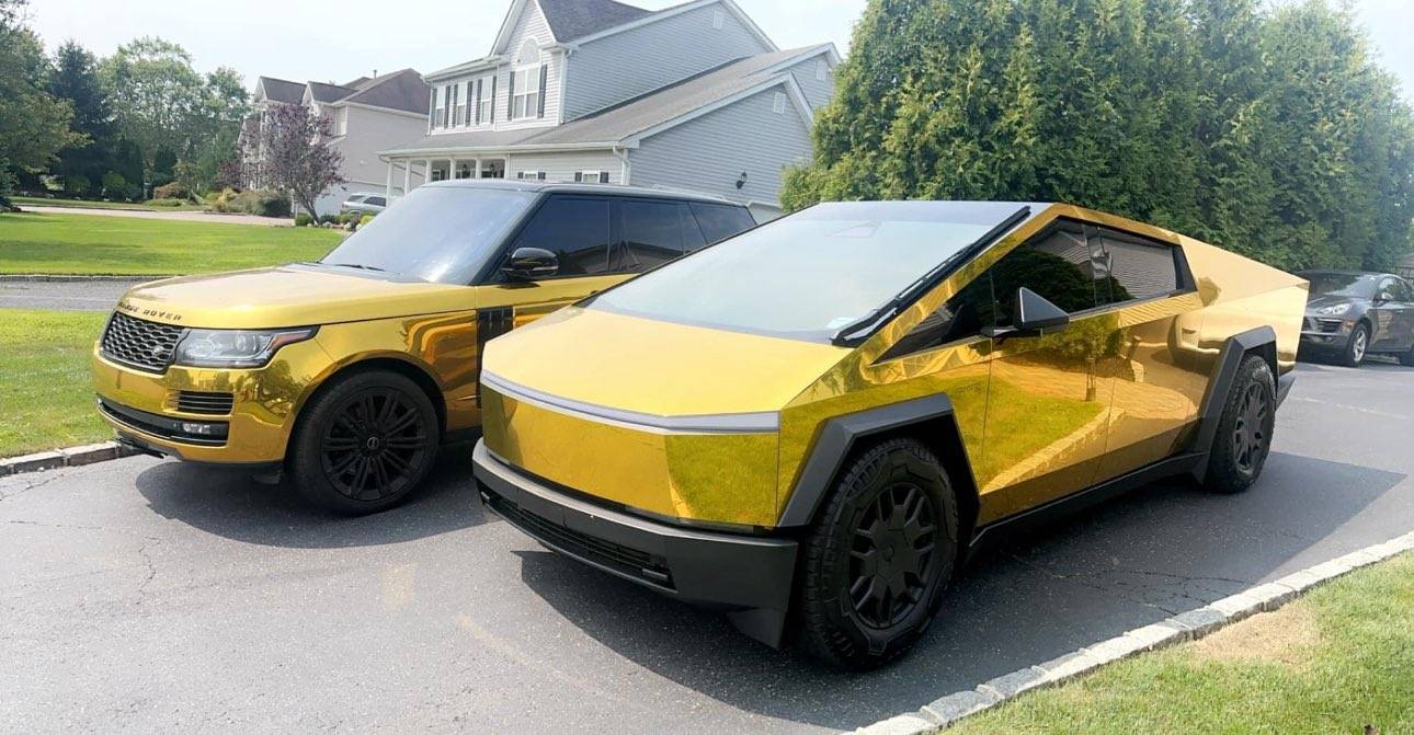 Tesla Cybertruck GOLD Vinyl Wrap & PPF Cybertruck -- Photos & Videos gold-chrome-wrap-cybertruck-jpe