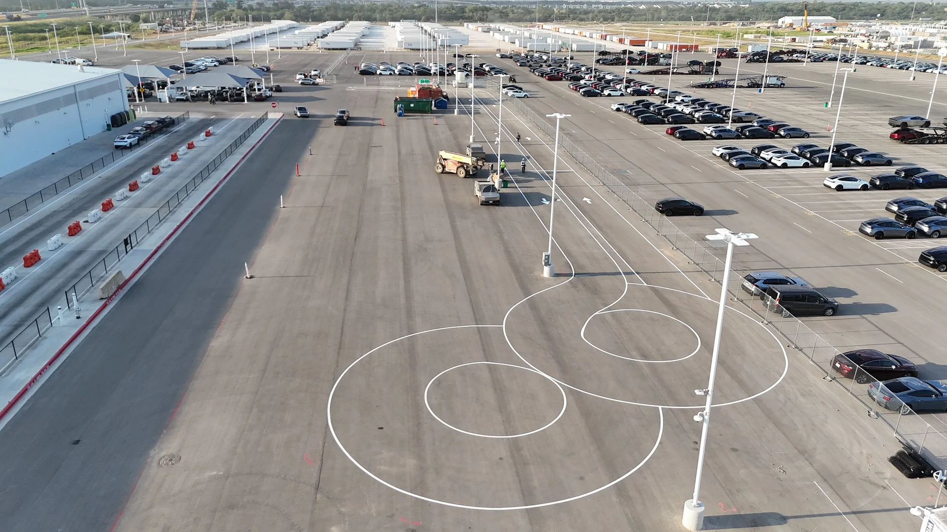 Tesla Cybertruck New customer factory delivery center coming to Giga Texas Gz7kWERWwAAd2jt