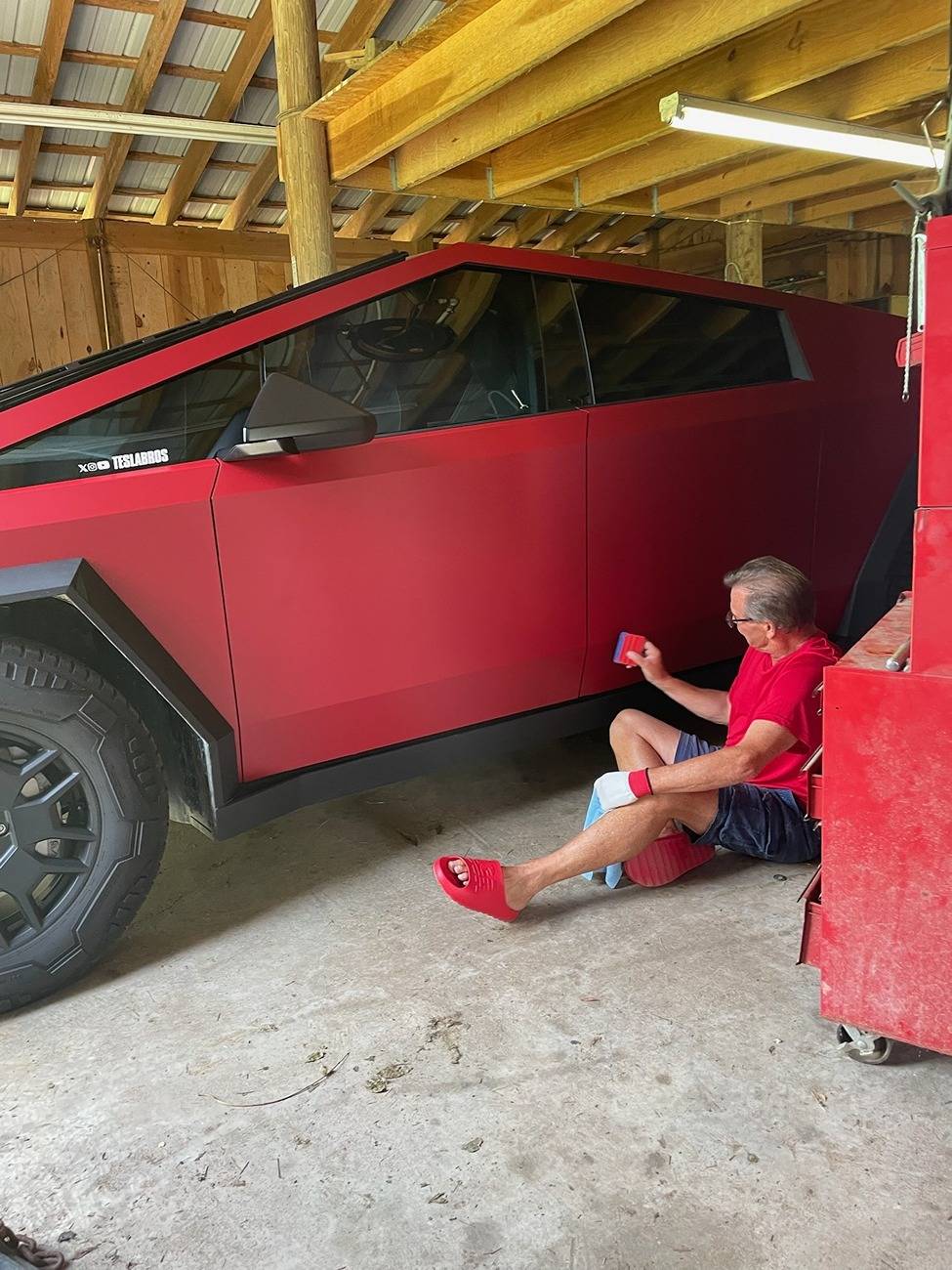 Tesla Cybertruck 🚨 Cybertruck DIY Vinyl Wrap BIGGEST SALE EVER! 🚨 GZd32lsXMAAxGVH