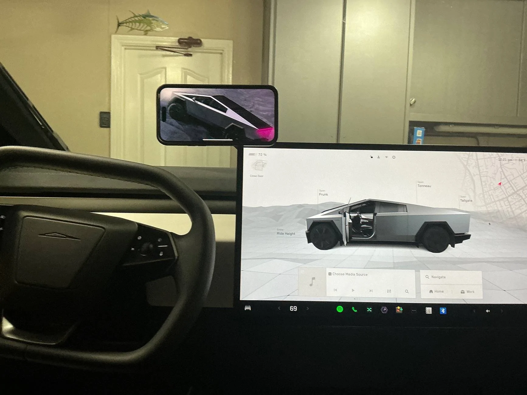 Tesla Roadster 2nd gen The best phone mount that charges as well? imag