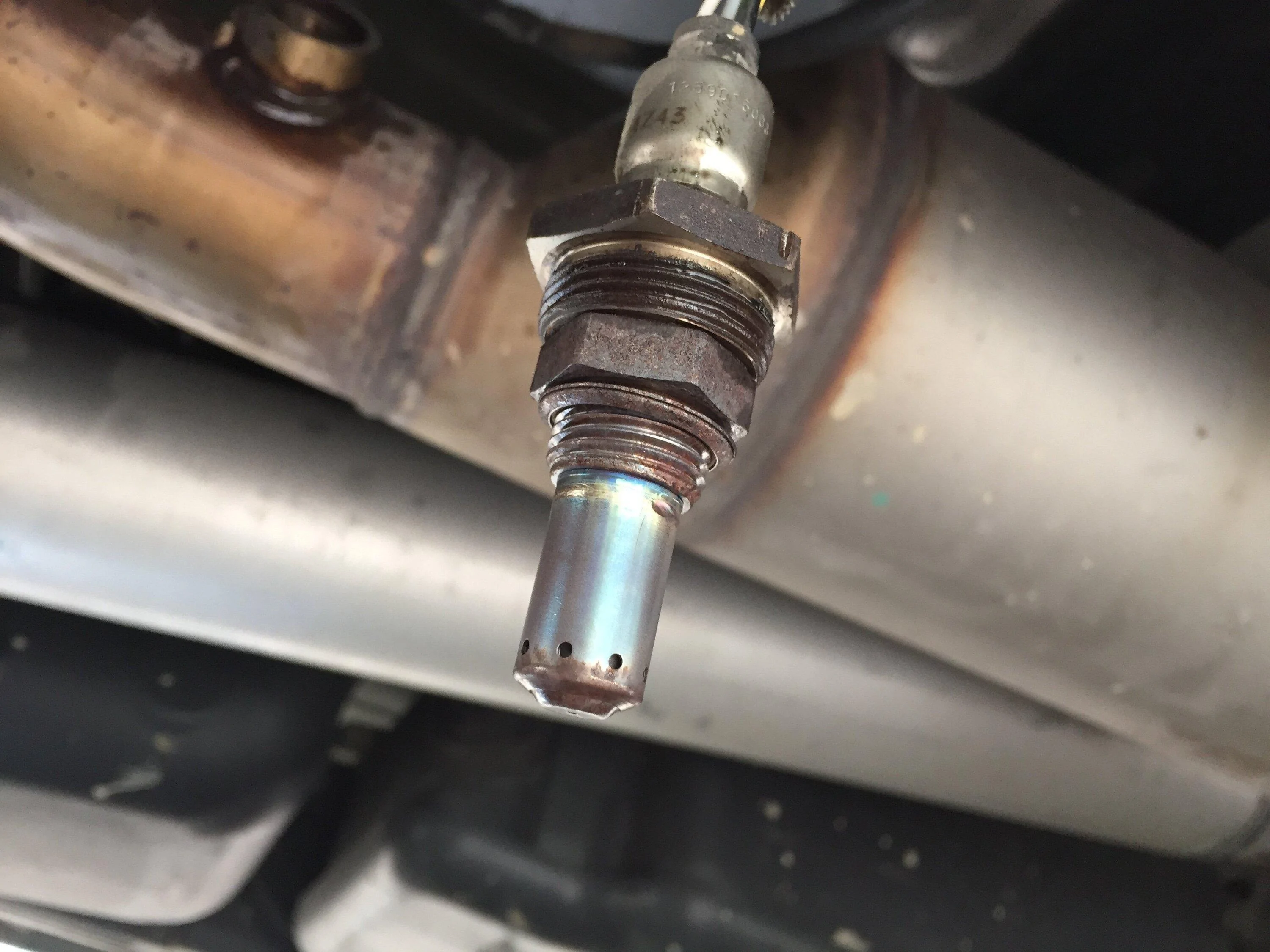 Tesla Roadster 2nd gen $396.00 wiper pump IMG_0192