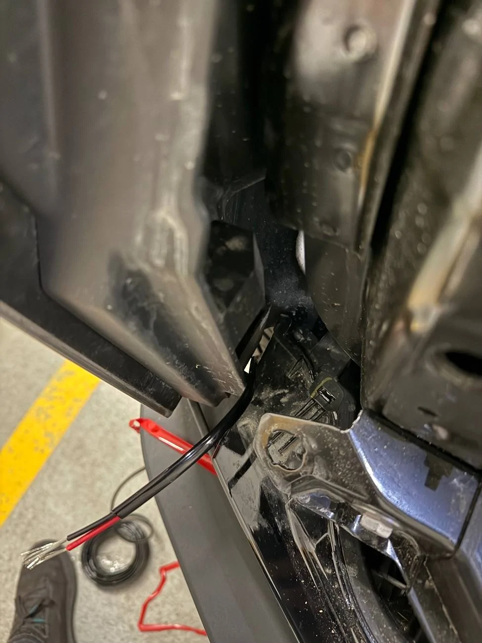 Tesla Roadster 2nd gen Project "Melt Snow" - Snow / Ice Buildup on Headlights & Bumper Solution (DIY Writeup) IMG_0431